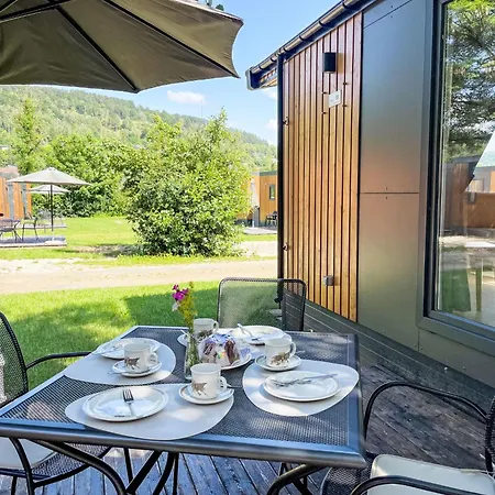 Tiny Haus Drei Burgen By Interhome بيت للعطل *